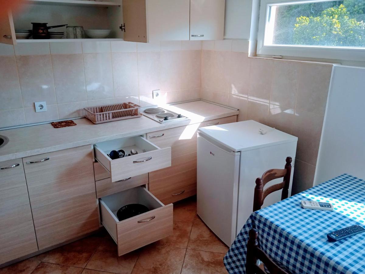 Apartmani Vukovic Tivat Bagian luar foto