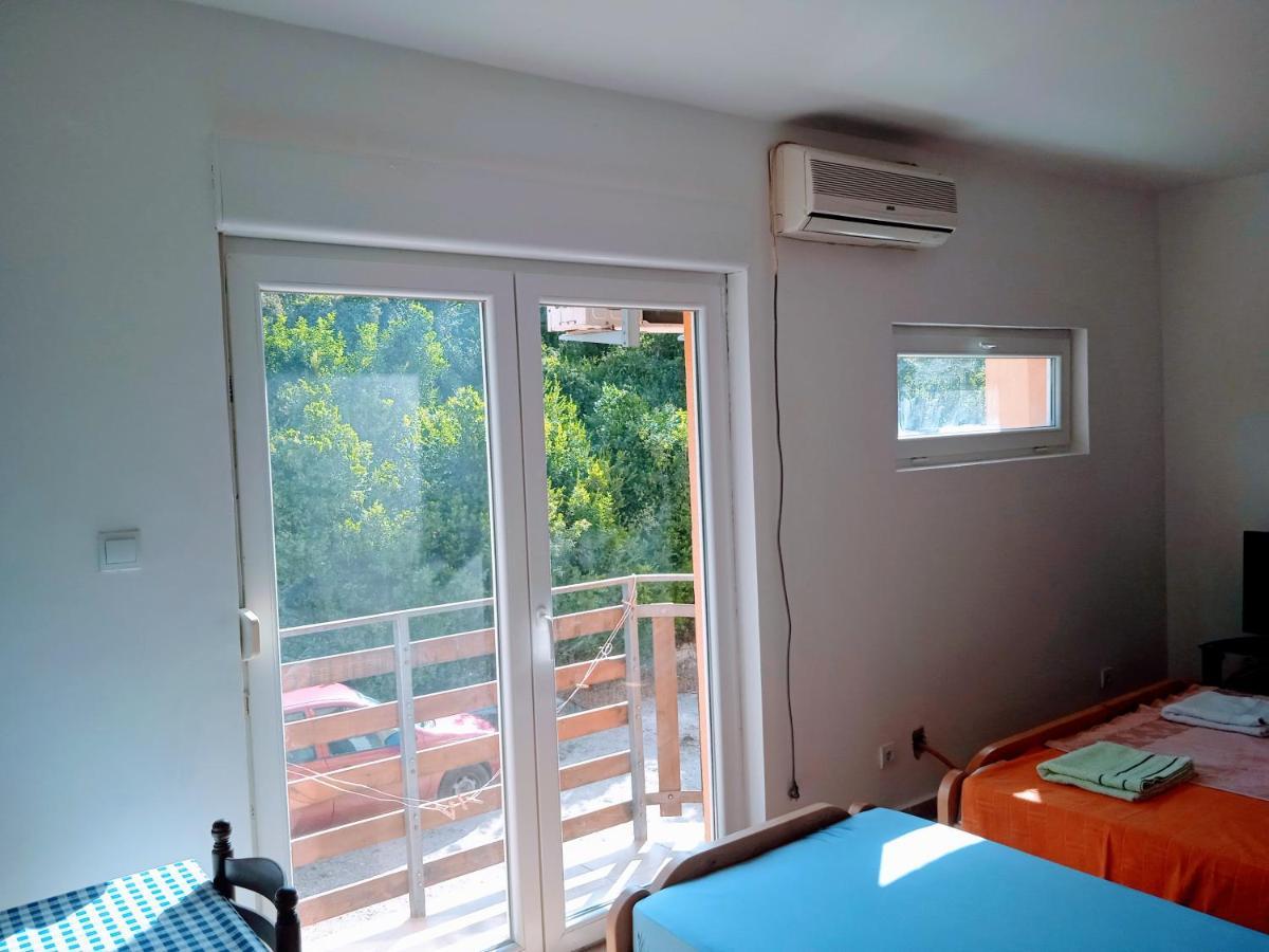 Apartmani Vukovic Tivat Bagian luar foto
